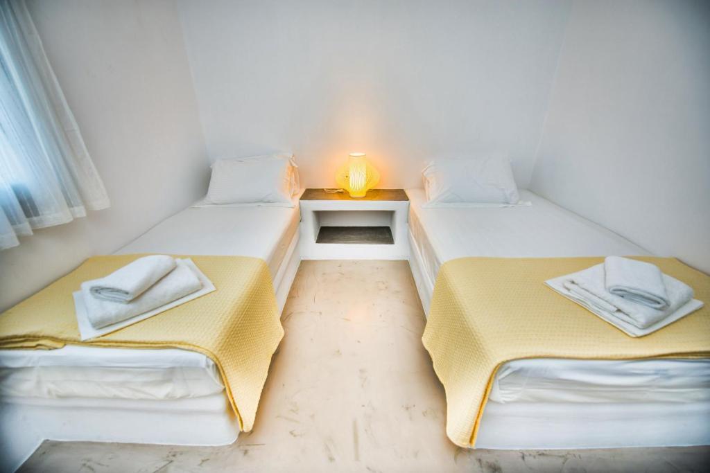 Villa Alitanes à Áno Meriá Chambre photo